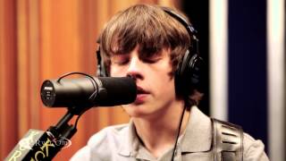 Jake Bugg performing "Broken" Live on KCRW