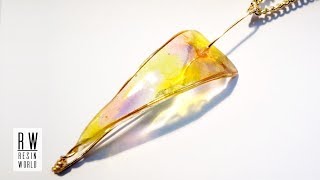 ステンドグラス風のレジンペンダント　DIY Stained Glass Style Resin Pendant 【レジン｜Resin】