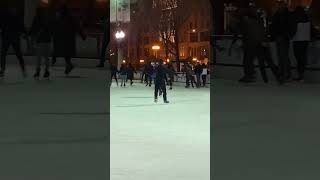 Skating at Millennium Park in Chicago @millenniumpark834 #chicago #millenniumpark #skating