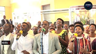 AHO TWAGENDANIYE YESU WE NTIWIGEZE UDUTERERANA//Chorale Urwaruka - Pentecôte Ntahangwa