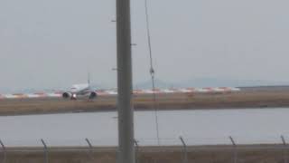 山口県岩国市      岩国錦帯橋空港、米軍岩国基地        全日空機の着陸直後に、米軍機2機が離陸       【Hiroshima 125cc 9210】