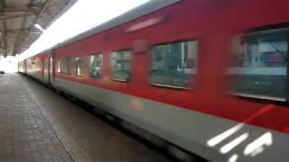 18610 Mumbai LTT Ranchi weekly express passing through Dombivli