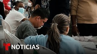 Migrantes relatan frustración tras ser deportados a Colombia | Noticias Telemundo