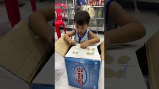 Bill មកunboxing