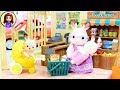 Sylvanian Families Calico Critters Grocery Market Setup & Silly Play