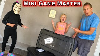 MINI GAME MASTER! Don't Choose the Wrong Mystery Box!!!