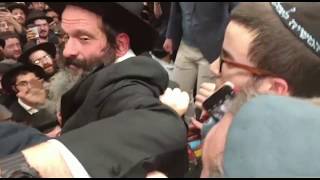 Rubashkin Arriving At 770 \u0026 Speaking To Crowd