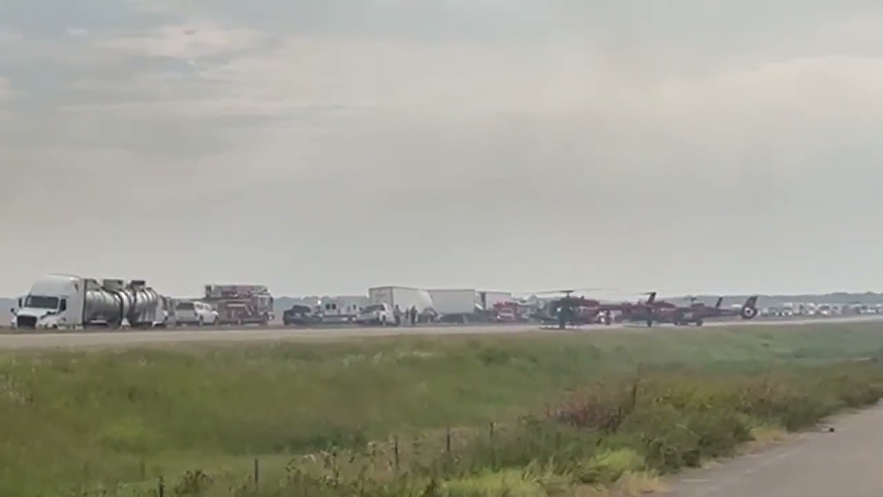 Fiery Multi-vehicle Crash Shuts Down Highway 67 - YouTube