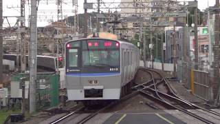 海老名駅　電車発着　相鉄線、小田急線