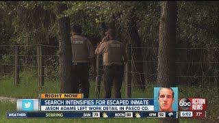 Pasco deputies: Search on for escaped prisoner