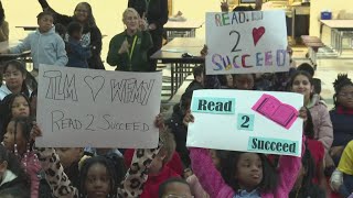 Read 2 Succeed: Triangle Lake Montessori Elementary School