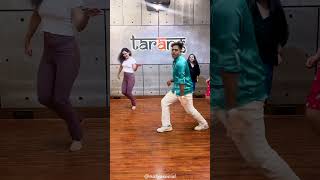 Bollywood dance on Aye Udi Udi | Natya Social Choreography