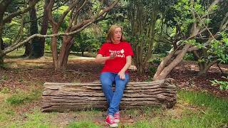 Makaton - LOVE IS EASY - Singing Hands