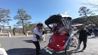 คนลากรถ กับสาวกิโมโน สุดคลาสสิคไม่ใช่แค่สร้างภาพ แต่นี่ซิเรื่องจริง Kyoto Japan