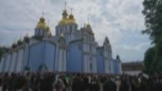 Hundreds at funeral of well-known activist in Kyiv