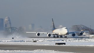 (4K) UPS 747-8F Destroys ice during takeoff at Louisville SDF airport  #planespotting