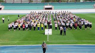 เพลงชาติไทย บรรเลงโดย วงโยธวาทิต  โรงเรียนมัธยมของจังหวัดนนทบุรี  20 โรงเรียน