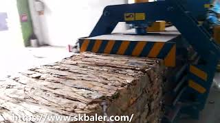 Automatic baling machine in China, manufacturer of horizontal baler, hydraulic auto-tie compactor.