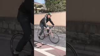 ピストのかっこいい乗り方・降り方！#shorts #fixed #クロモリ #固定ギア #fixedgear #自転車 #サイクリング
