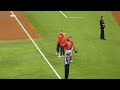 ずっと話してるw 大谷翔平との会話中に爆笑するネトw【現地映像】エンゼルスvsレンジャーズ第2戦6 14