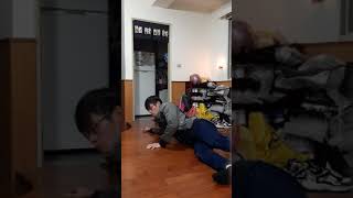 Bboy 小邱 腰轉