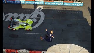 Hitman 2 - Push Robert Knox to the race track and Sierra Knox's Car - satellite guide