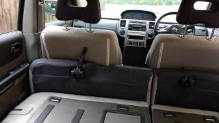 Nissan X-Trail T30 Ground clearance and interior cargo space.