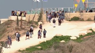 Israelis living close to Gaza border watch as Palestinians return to what's left of their homes