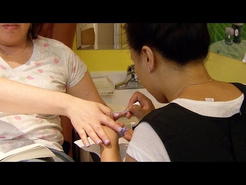 A look inside nail salon working conditions A look inside nail salon working conditions