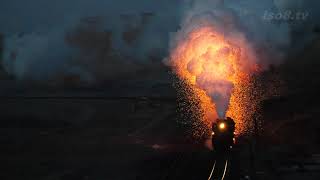 三道嶺 早朝の通勤列車 The Fire-brasting Locomotive in SanDaoling Coal Mine