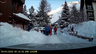 Dashcam early morning Val-d'Isère, France, 30 January 2020, pt 1: leaving Val-d'Isère