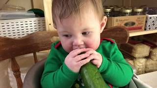 Baby Jupiter Eats ZUCCHINI For the First Time!