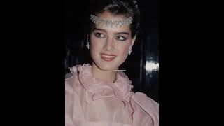 Brooke Shields and Jennifer Connelly timeless beauty actress of 80s/90s #jennifer #brookeshields