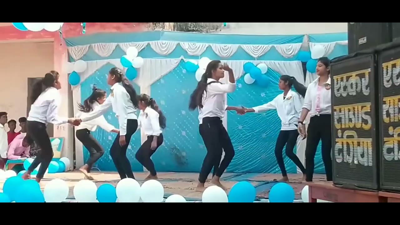 Girls Hostal Premnagar Competition Dance TechSiripalvlogs 2022 - YouTube