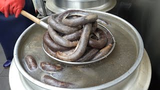 handmade korean sausage (sundae) - korean street food