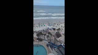 Gathering spirals out of control in Daytona Beach