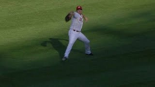 SD@CIN: Bruce makes the catch, throws out Amarista