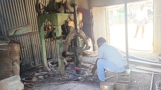 కమ్మరి కొలిమి గన్ మిషన్-కమ్మరి వృత్తి-black Smith hammer machine-gun machine-black Smith works-rk