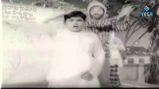 Adambaralu Anubhandalu Movie - Tatalu Muthatalu Song