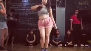 Dilbar dilbar cover neha kakkar hot dance performance