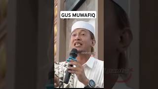 BAHAR BIN SMITH DI TEGUR GUS MUWAFIQ TERKAIT NASAB PALSU HABIB BA'ALAWI YAMAN ?? ( KYAI PRIBUMI )