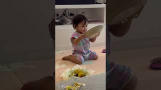 LEXIE UDAH BISA MAKAN SENDIRI PAKAI TANGAN, PINTER BANGET😍 #leika #shorts #viral