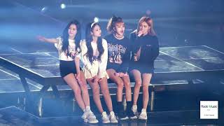 Stay Blackpink [FANCAM/4K] 181111