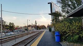 Northbound Amtrak (Hiawatha) at Edgebrook 11/05/21