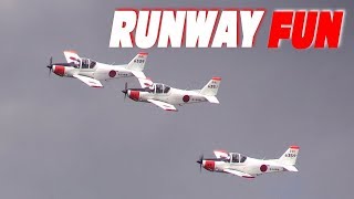 WHITE ARROWS ホワイトアローズ T-5練習機による曲技飛行展示 下総航空基地記念行事