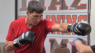 DMITRY BIVOL UNLOADS MASSIVE PUNCHES TO BUST UP CANELO'S FACE DURING WORKOUT!
