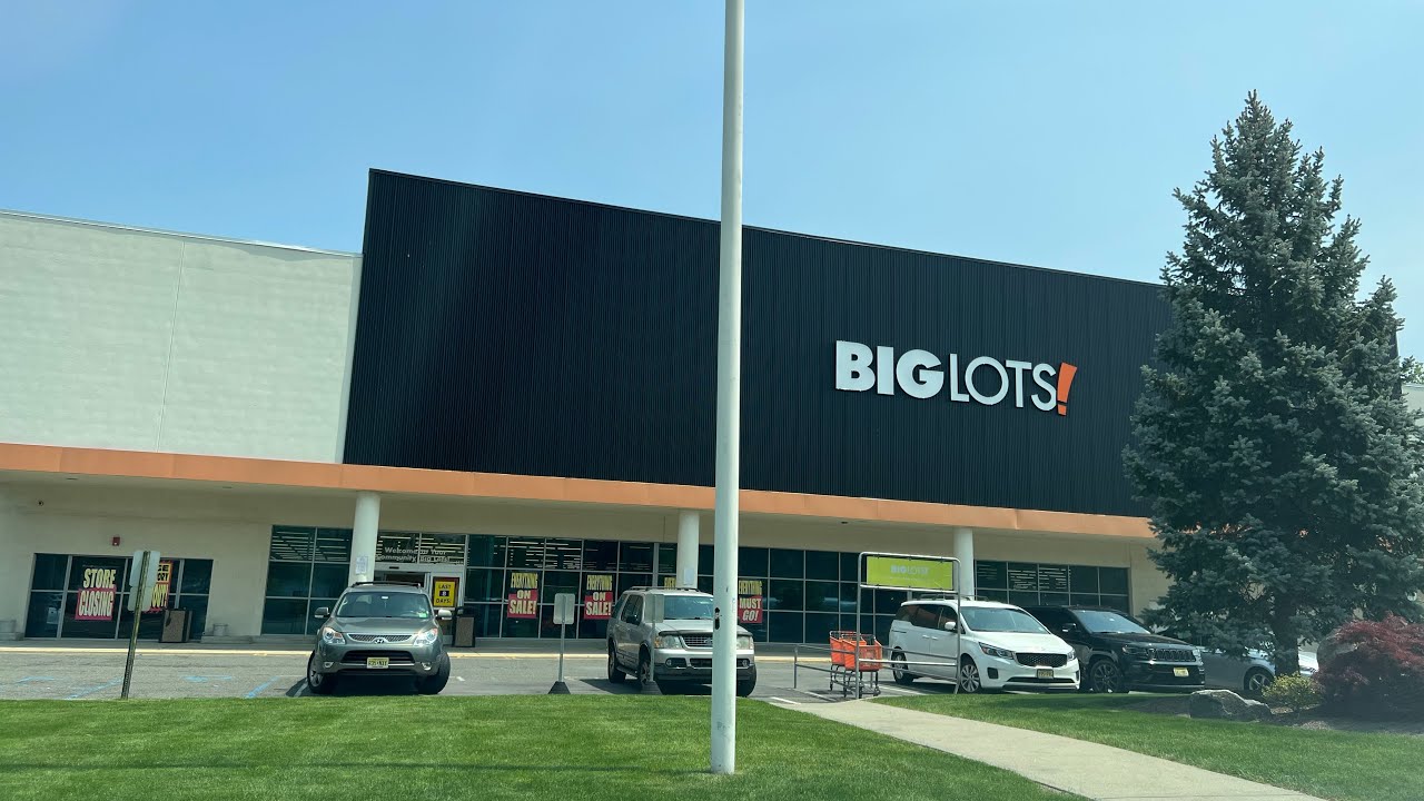 STORE CLOSING: A Final Store Tour Big Lots At Fashion Center In Paramus ...