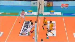 #SpecialVolley - Solè difende spalle a terra