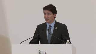 Le premier ministre Trudeau prononce une allocution après le Sommet du G7 à Hiroshima, au Japon