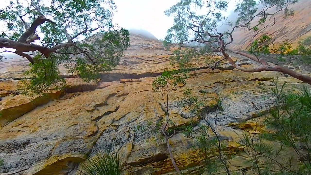 Blue Mountains - National Pass B-day Walk - YouTube